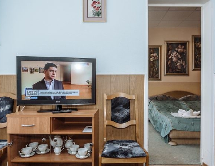 Стандарт 2-местный 2 комнатный 1 корпус (№400) - Санаторий «Хилово»