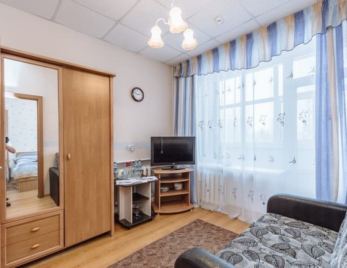 Стандарт 2-местный 2 комнатный 2 корпус (№300) - Санаторий «Хилово»